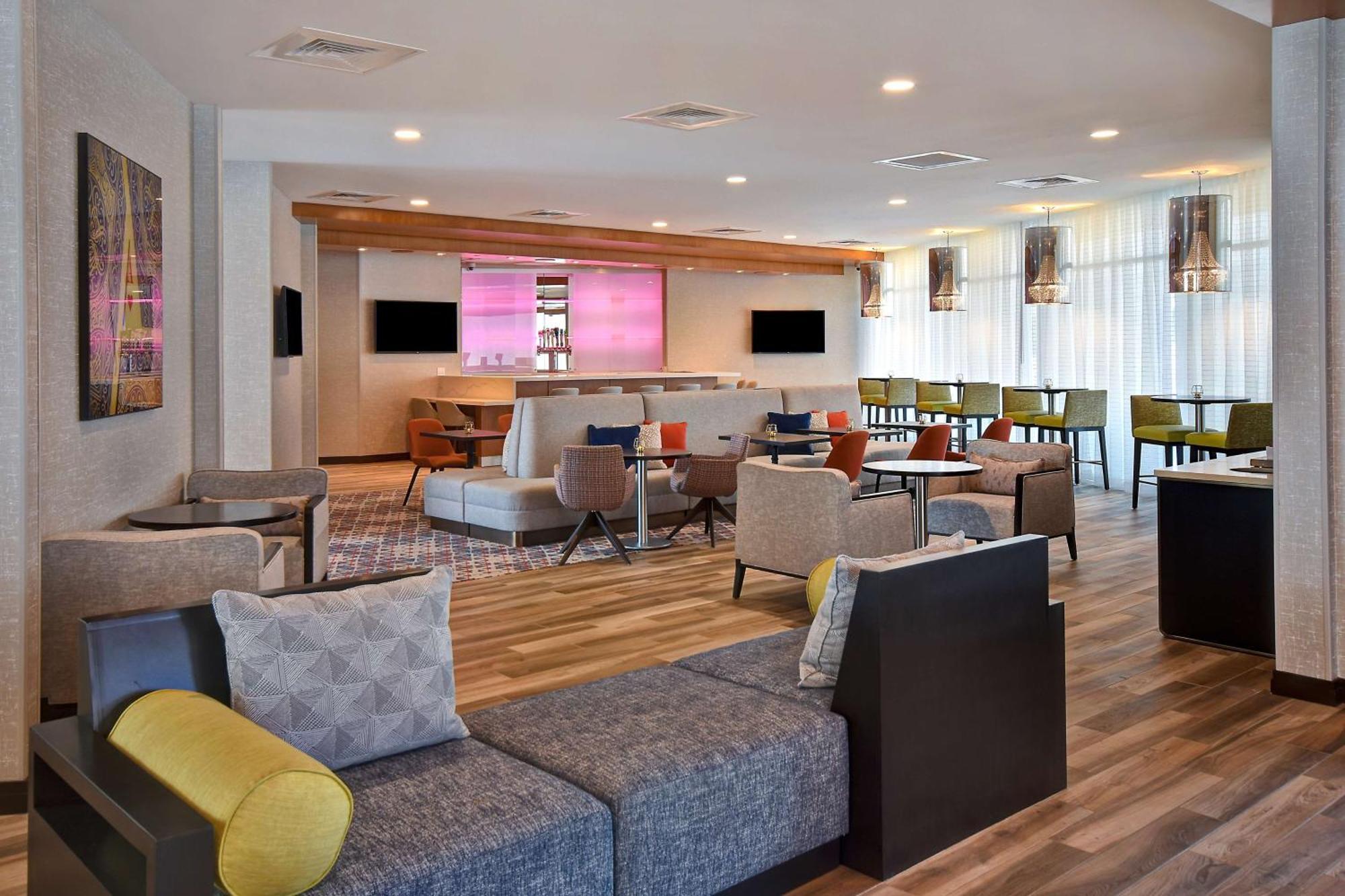 Home2 By Hilton Vegas Convention Center - No Fee Las Vegas